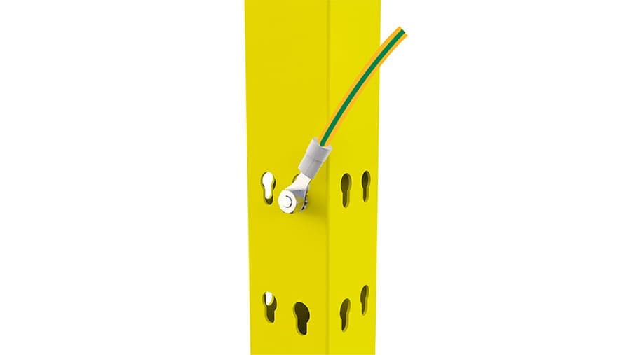 Equipotential bonding kit mounted on post