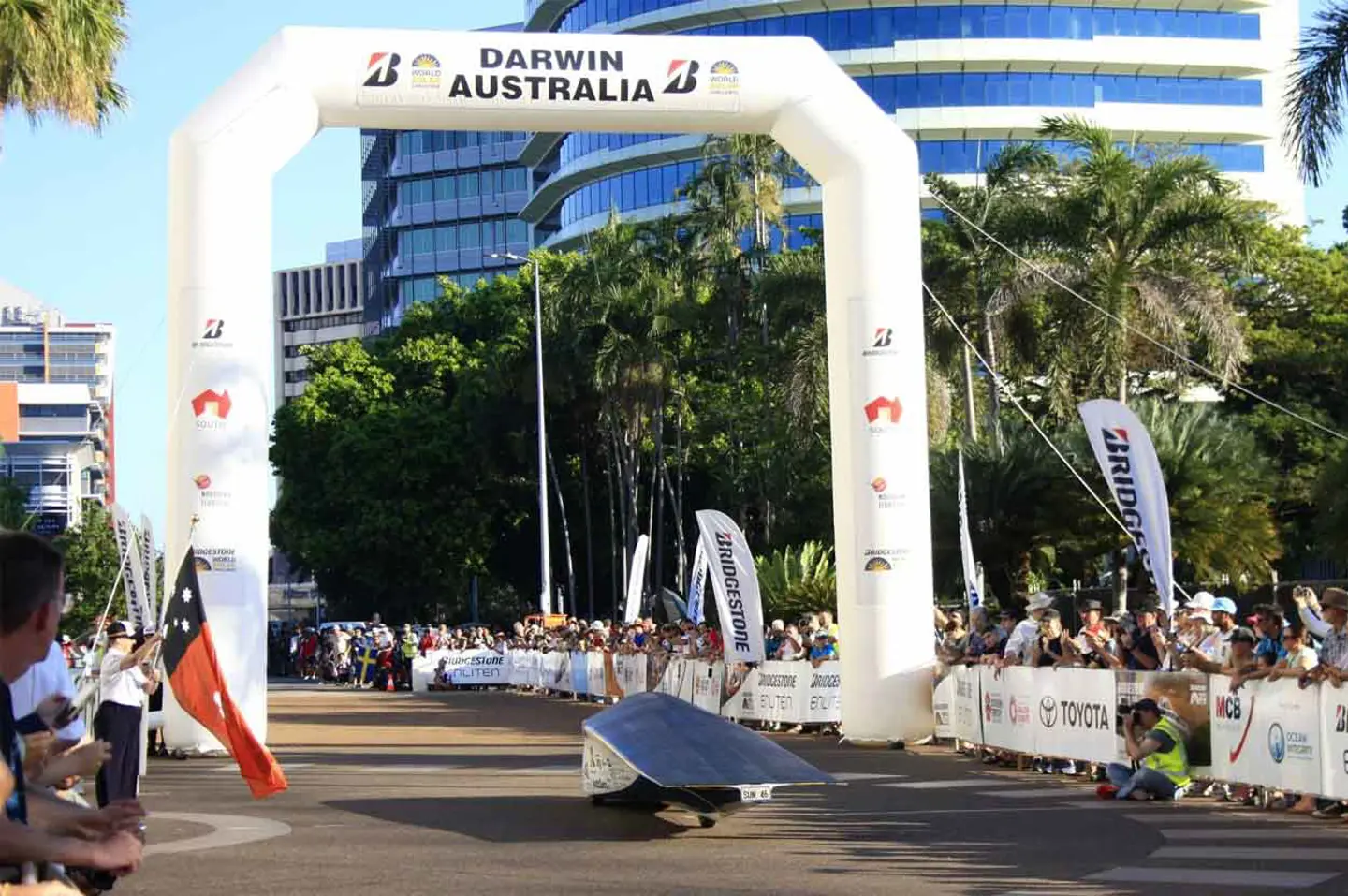 Nova Lumia crossing the star line to Bridgestone World Solar Challenge in Darwin, Australia