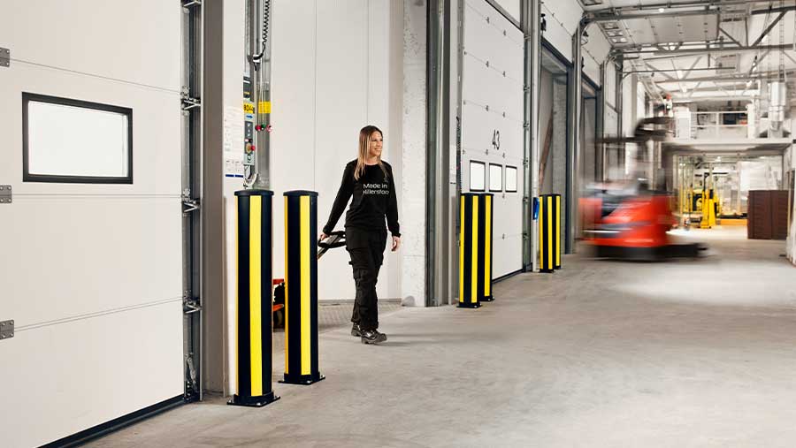 impact protection bollard opening