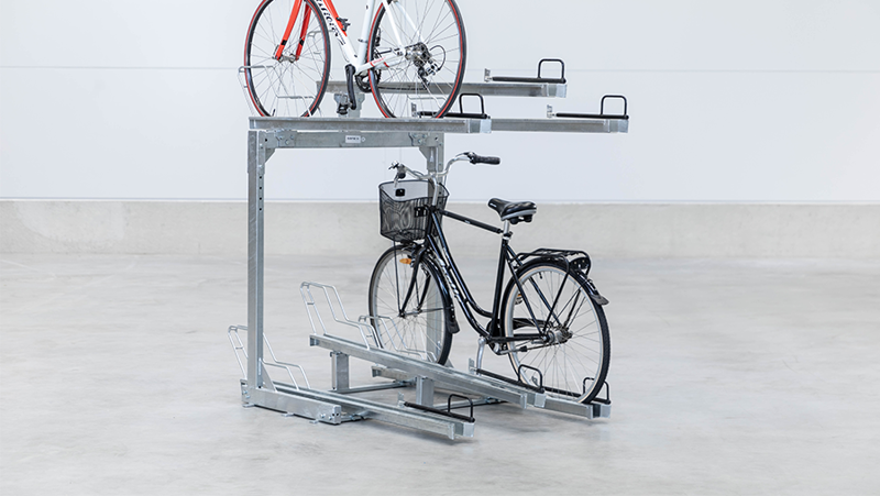 One sided two tier bike rack